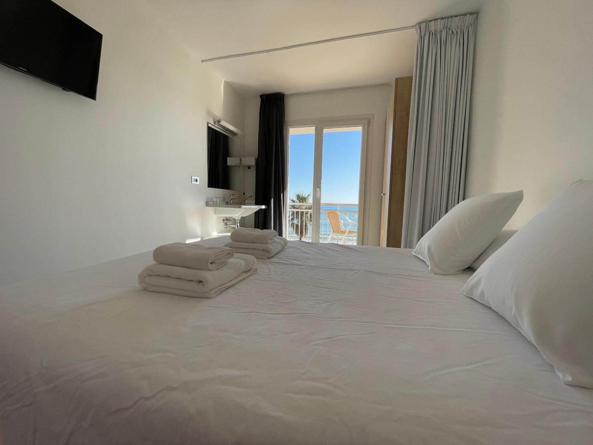Hotel Reimar ซานต์อันโตนี เด กาโลเญ ห้อง รูปภาพ